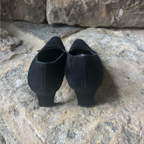 Vintage Salvatore Ferragamo Black Suede & Patent leather Heels Size 9 - Picture 3 of 6